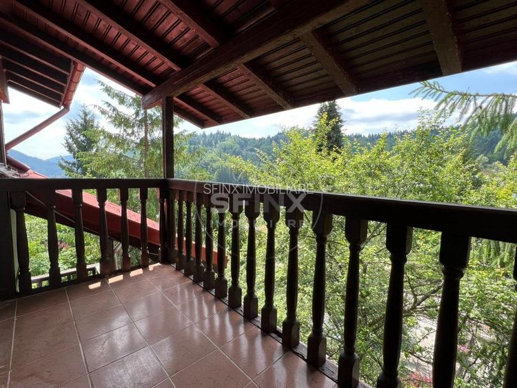 De vanzare vila 8 camere Sinaia - 13