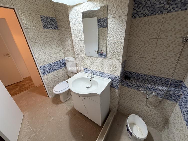3 camere 68 mp 8 min metrou Titan bloc reabilitat parc 3 min - 19