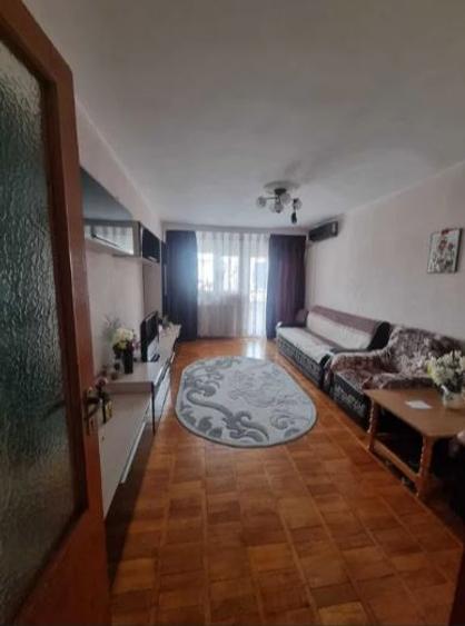 Apartament 2 Camere,B-dul Unirii STRADAL ,DECOMANDAT,Amenajat,Liber