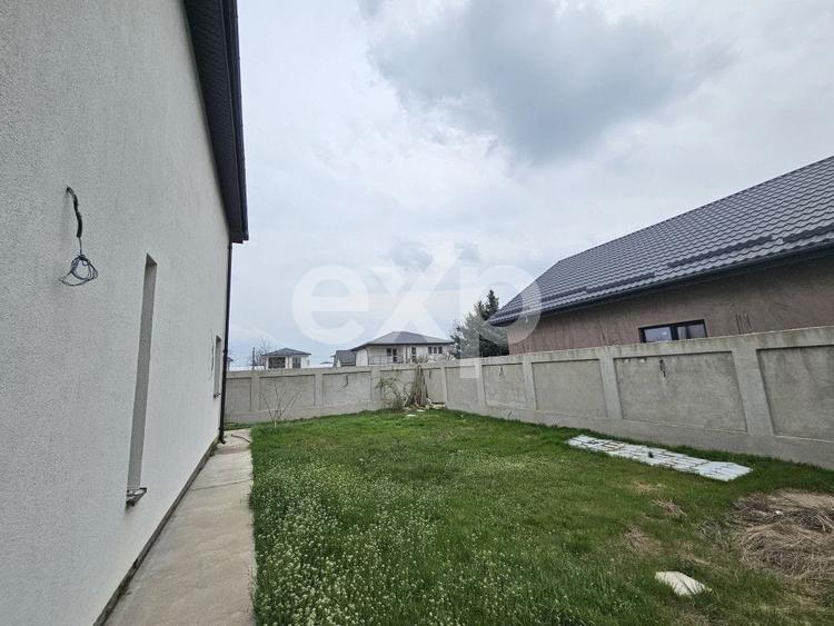 Casa individuala deosebita de vanzare in comuna Berceni