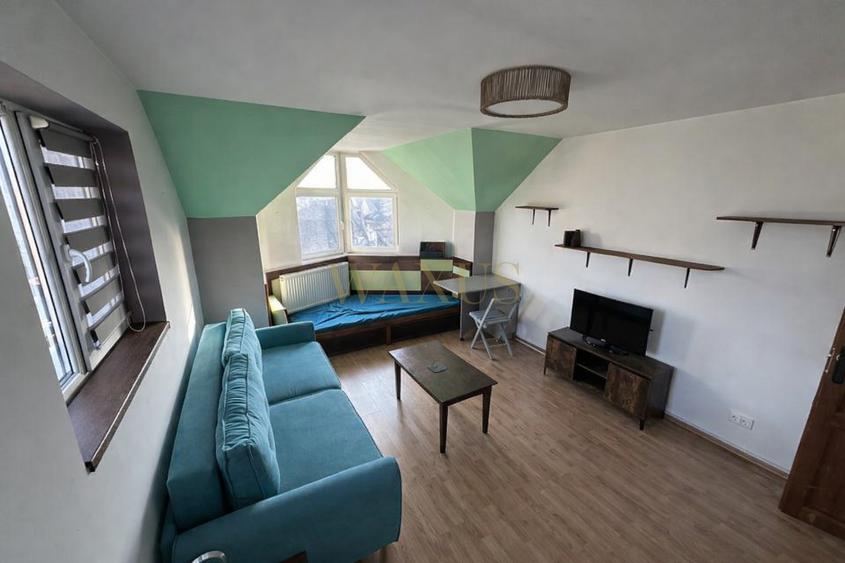 Apartament de 2 Camere Decomandate I Balcon I Parcare - Marasti