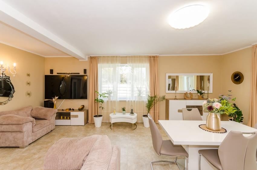 Casa 4 camere, 3 bai, Calea Dumbravii-la cativa pasi de Parcul Sub Arini - 5