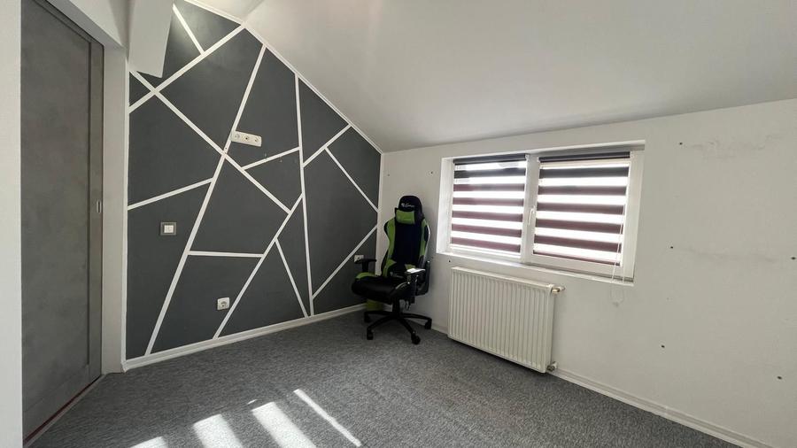 COMISION 0% | Mansarda 3 camere | 60 mp | Aradului langa Piata Verde.