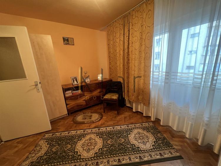 Apartament 3 camere zona Piata Marasti