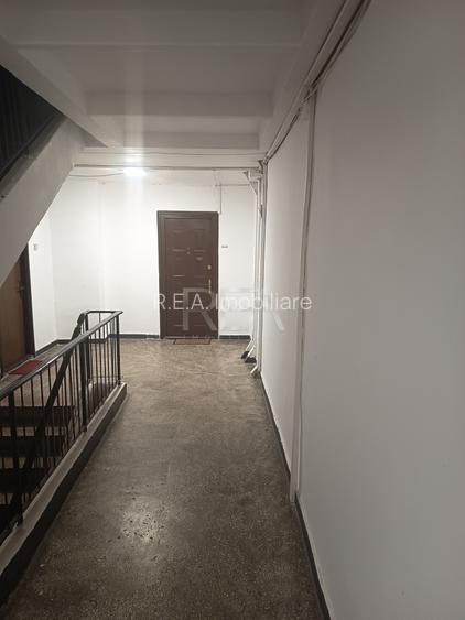 4 camere decomandat | 85 mp | Renovat complet | Etaj 3 | Mărgeanului - Bârcă - 10