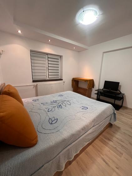 APARTAMENT 3 CAMERE/ PARTIAL MOBILAT/ 10 MINUTE DE METROU