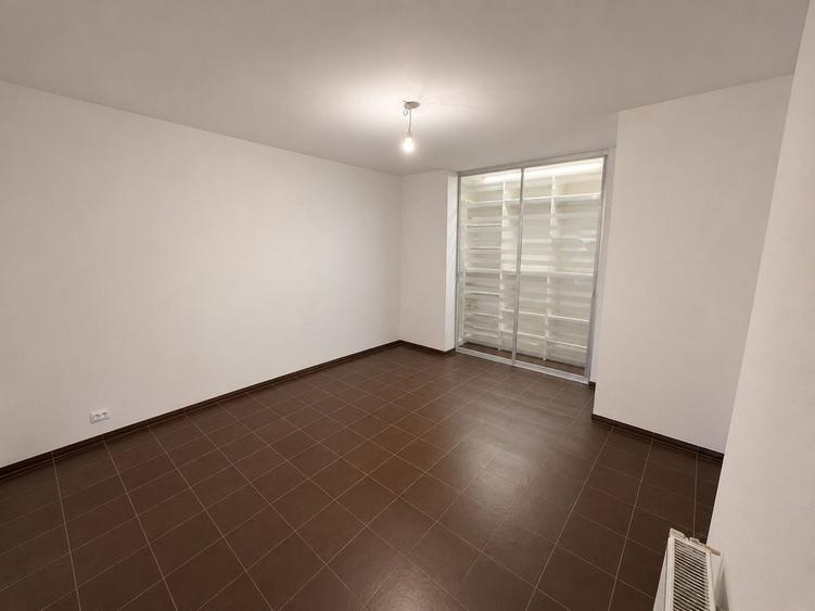 SPATIU COMERCIAL | DOMENII | 300 MP | 180 MP CURTE