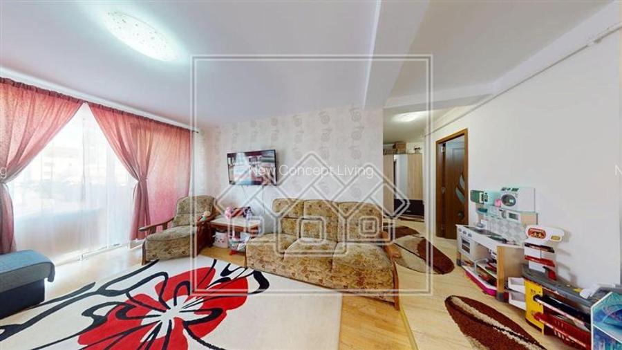 Apartament mobilat, 2 camere, 2 balcoane, loc de parcare -T. Ricci - 3