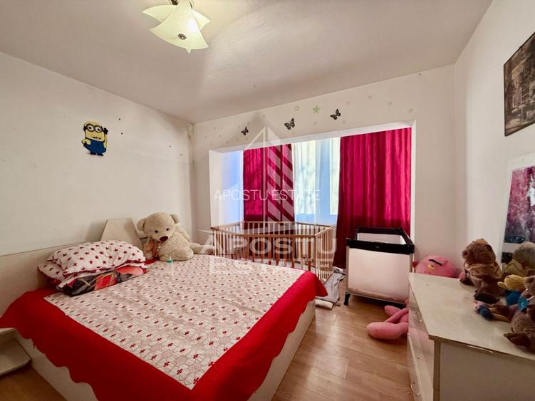 Apartament 3 camere de vanzare, etaj intermediar, Fabric Timisoara - 2