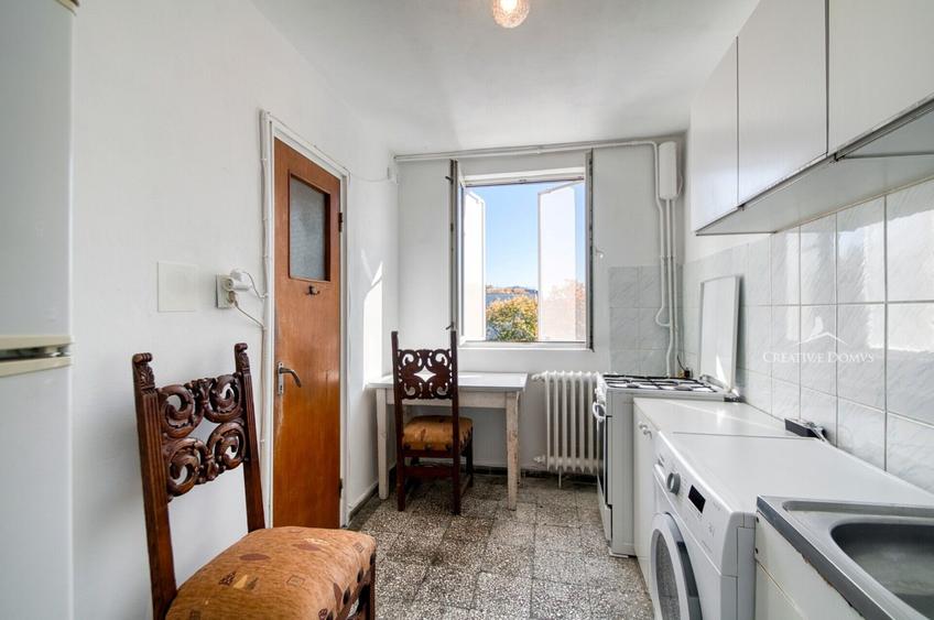 Inchiriere apartament cu 3 camere in Militari - str. Cetatea de Balta