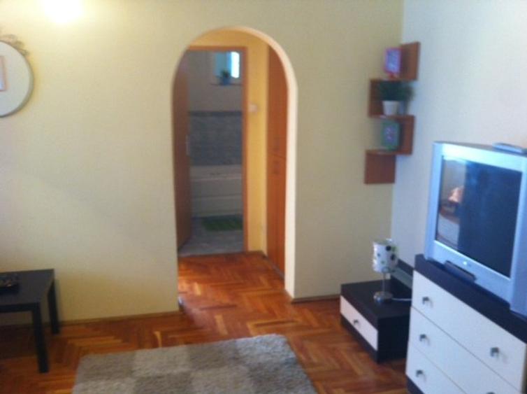 Braila apartament 2 camere Ipotesti etaj 3