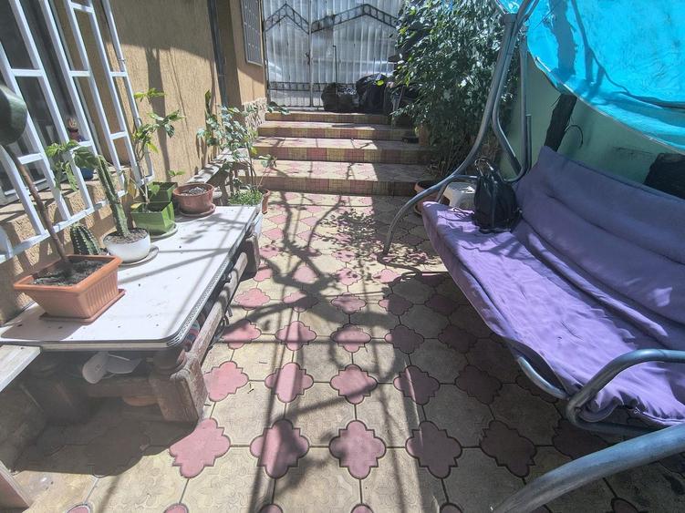 OFERTA DEOSEBITA STADION CASA CU 5 CAMERE, 165 MP PRET 199000 EURO