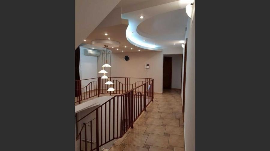 House for sale 6 Rooms, Episcop Ioan Alexi Street, Oradea