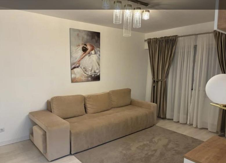 40170 Apartament 3 camerte Centru