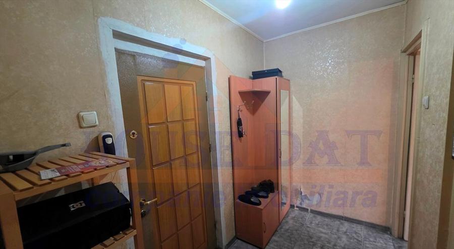 Vanzare apartament 2 camere Militari Lujerului, etaj 5, an 1980
