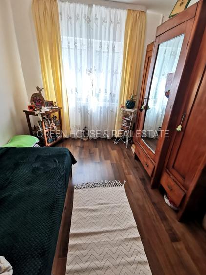 Apartament 3 camere , etaj 1, zona Calea Zarandului - 8