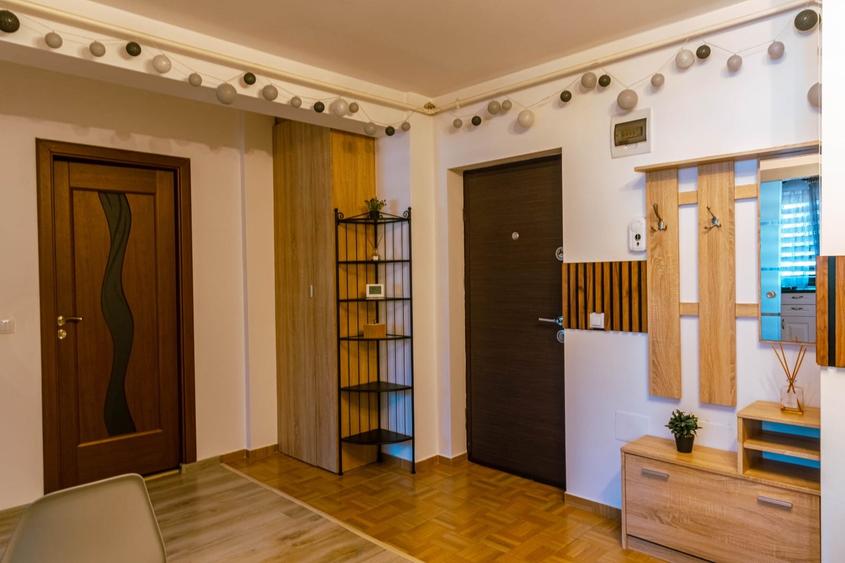 Apartament cu 3 camere | Parcare inclusă | Str Stejarului | Bloc nou