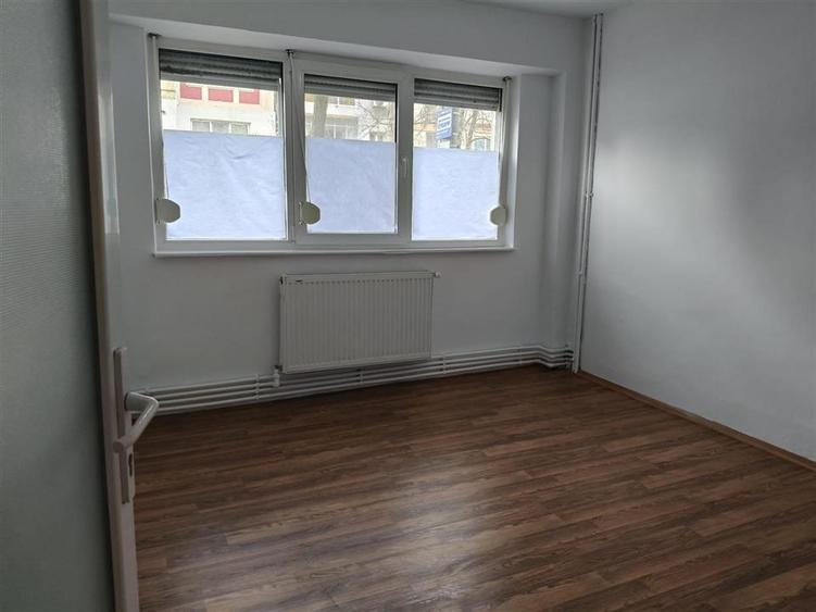 Ap. 2 cam Vidin, conf 1, decomandat, renovat, Liber