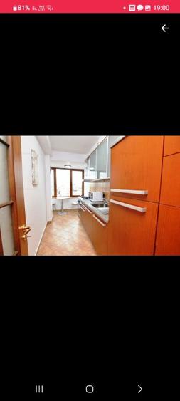 Ap,3 Camere lux- Inchiriere P-ta Victoriei Guvern-Metrou Victoriei- Comision 0%-