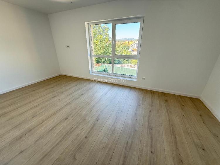De vanzare Parte de Duplex, zona Centru. - 15