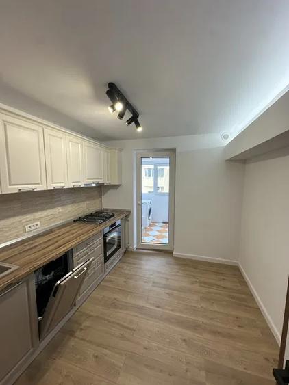 Apartament 2 Camere - 60 mp / Calea Calarasilor- Matei Basarab