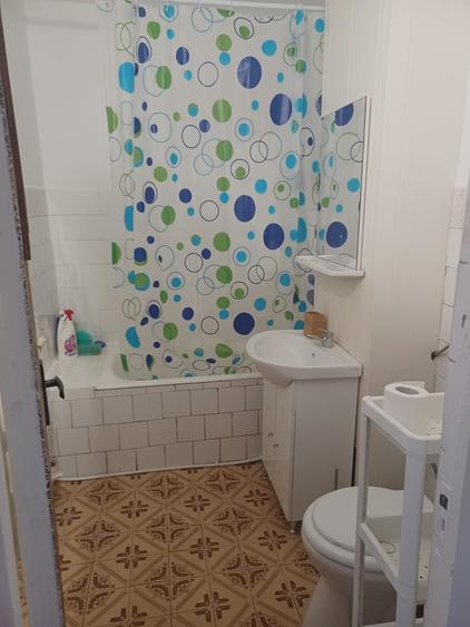 Apartament 3 camere 70mp zona Spital 62.500eur neg