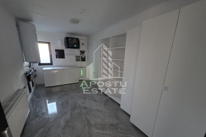 Casa pe parter, individuala de vanzare, 5 camere, 3 bai, Girocului