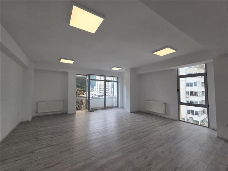 3 Apartamente de vanzare Centrul Civic pretabile birouri