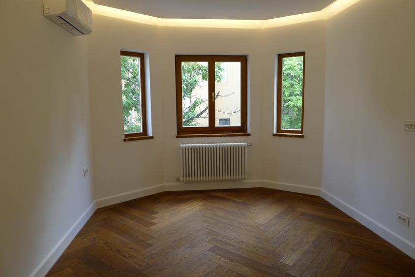 Inchiriere vila renovata D+P+1 Cotroceni metrou Eroilor ideala firma