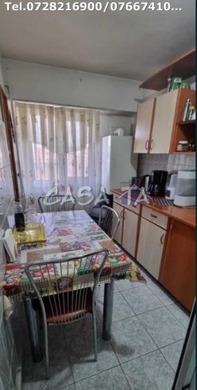 Apartament 3 camere, situat in Targu Jiu, Str. Gheorghe Magheru