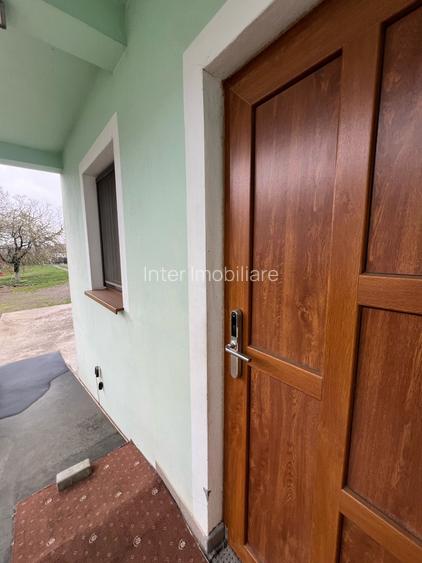 Vila Valea Ursului cod 158244 tel 0731226666 - 8