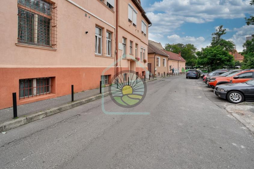 APARTAMENT IN CENTRUL BRASOVULUI