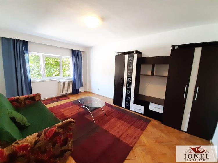 Apartament trei camere de vanzare in Cetate-Alba Iulia