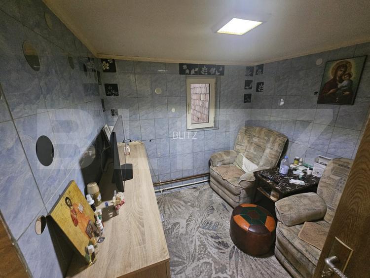Casă cu 3 camere și grădină, aproape de centrul orașului Câmpeni - 11