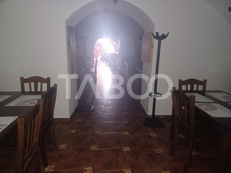 Piata Mare-Restaurant terasa si bar de inchiriat