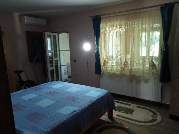 TECHIRGIOL CASA 2 CAMERE TEREN 520 MP PRET 155.000 EURO