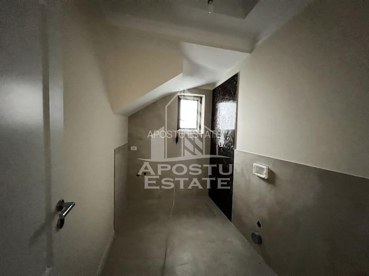 DUPLEX DE VANZARE cu suprafata foarte generoasa in Giarmata Mare - 8
