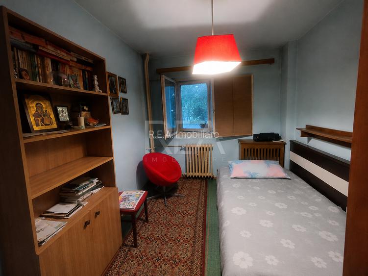 3 camere | Vitan | Etaj 1 | 1982 | Anvelopat recent - 3