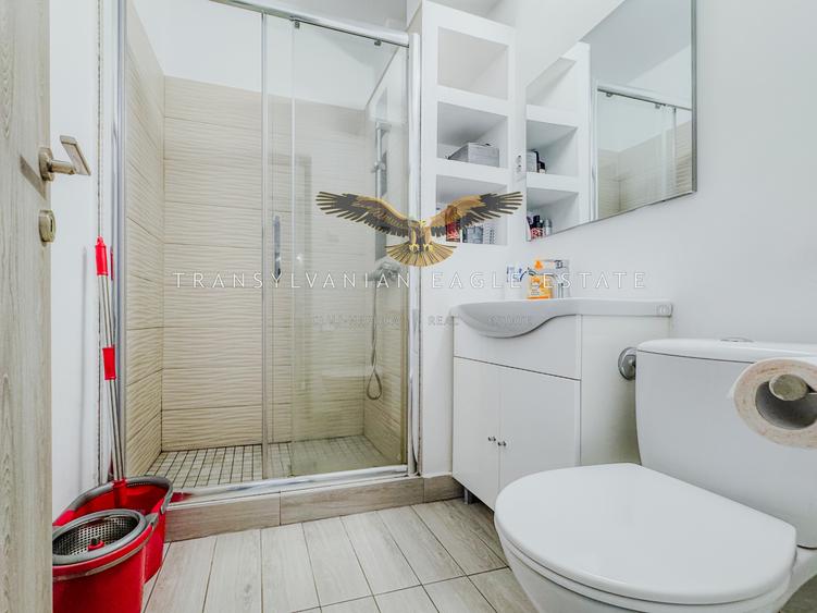 Apartament spațios cu 3 camere|decomandat|etaj 2| Central/Horea