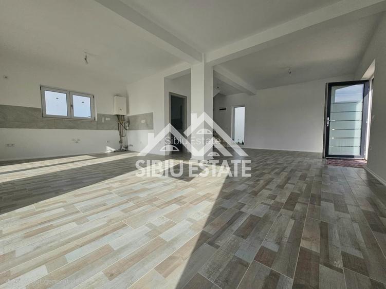 Casa Sibiu Vest, zona Cristian - 23