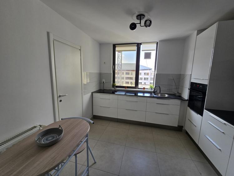 Apartament 5 camere | Herastrau | loc parcare| centrala proprie |4 bai