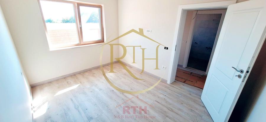 Oferim spre vanzare Duplex cu 5 camere situat in Giroc aproape de DAF