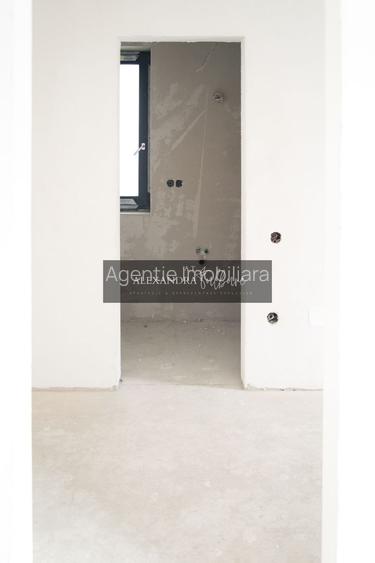 Duplex 4 camere DECOMANDATE, 120 mp utili, 180 mp curte, P+ET+POD - 49