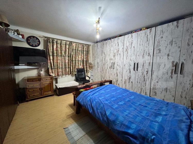 De vanzare casa  240 mp , zona Draxlmaier