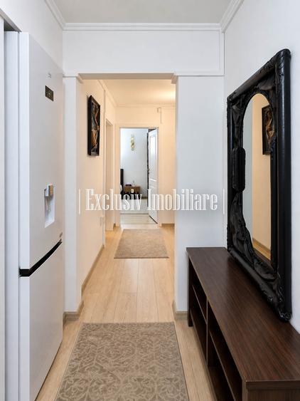 Apartament Decomandat cu 2 Dormitoare - Centrala pe Gaz - Parcare de la Primarie