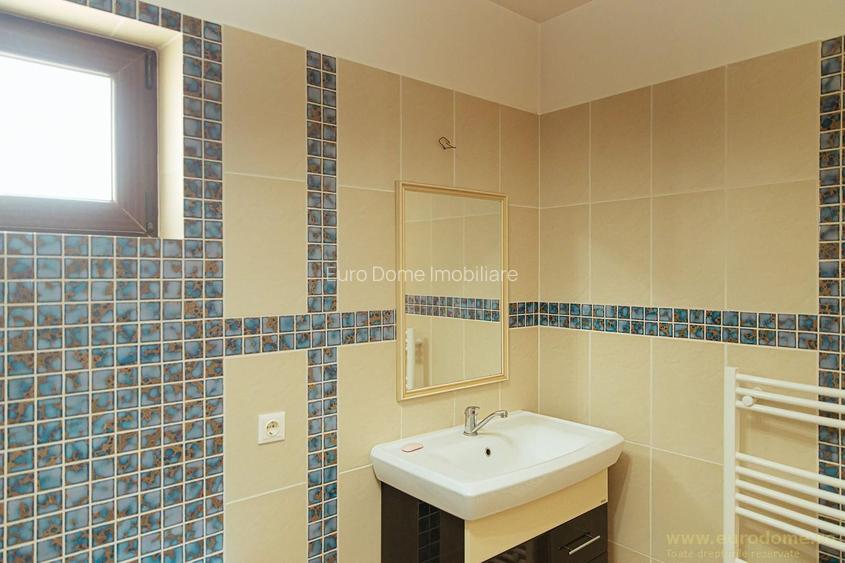 Casă nouă, intrare Stupini - 56