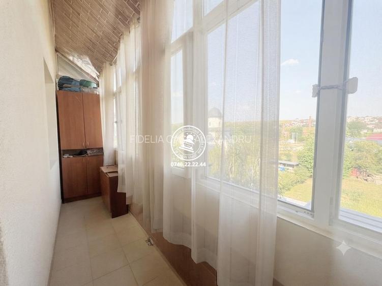 Apartament 3 camere decomandat 70 mp utili 2 băi – Lunca Cetățuii