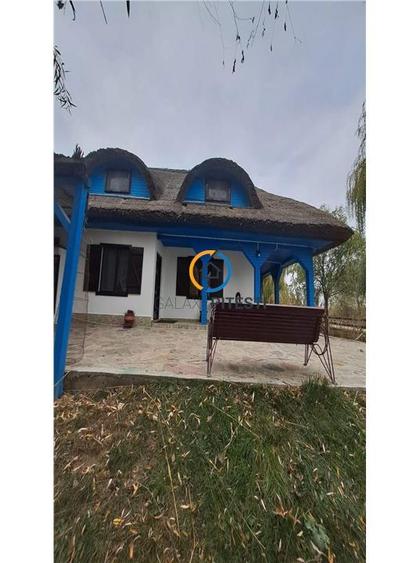 Casa traditionala   Pensiune  P+1, 9 camere, judet Tulcea, localitatea Partizani