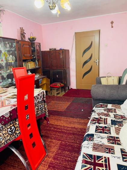 Apartament 2 camere, Faleza (P-uri) Etaj 3, Vedere la Dunăre, Galati