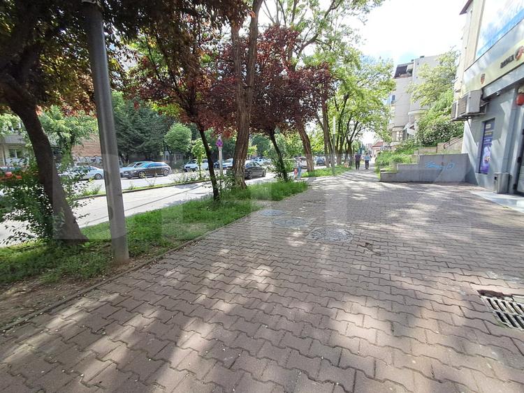Spațiu de închiriat, 115 mp, parter, Poli 2 – zonă Centrală